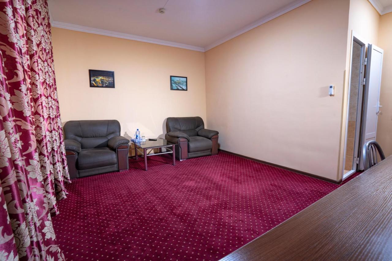 Rohat Hotel Chilonzor Taszkent Zewnętrze zdjęcie