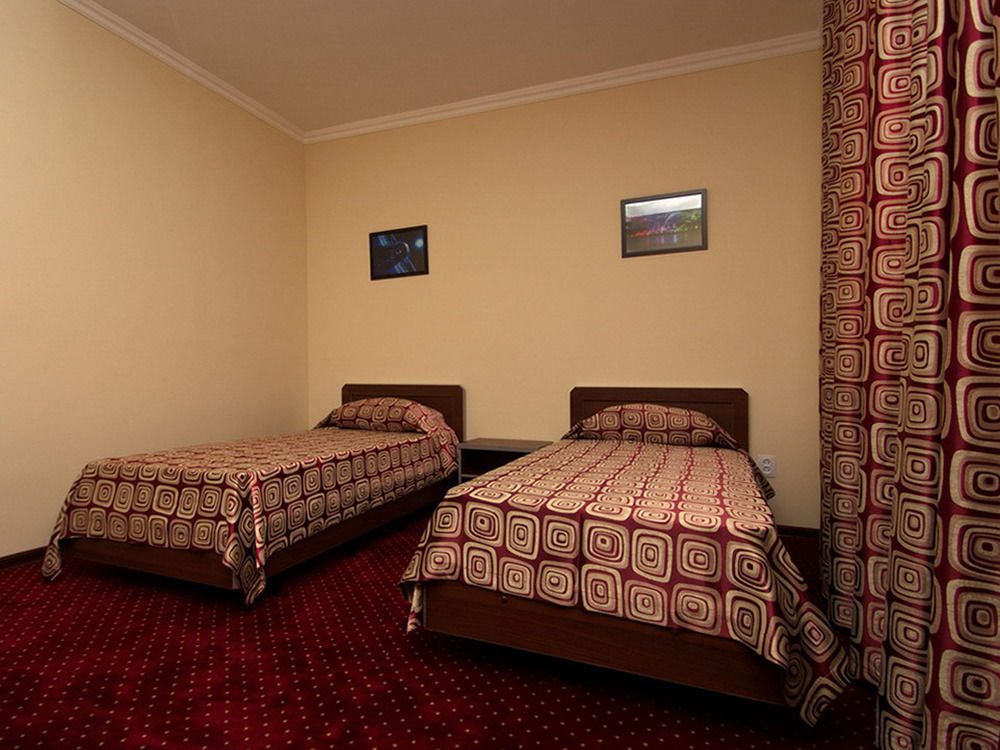 Rohat Hotel Chilonzor Taszkent Zewnętrze zdjęcie