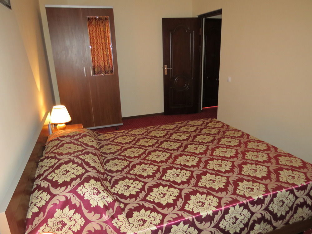 Rohat Hotel Chilonzor Taszkent Zewnętrze zdjęcie